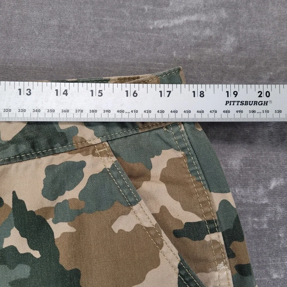 Levi's Mens Camo Cargo Shorts Green Brown Camouflage Multi Pocket Size‎ 36